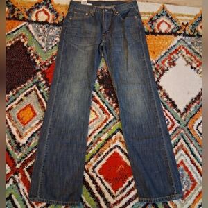 Classic Denim Straight-Leg Jeans for Men